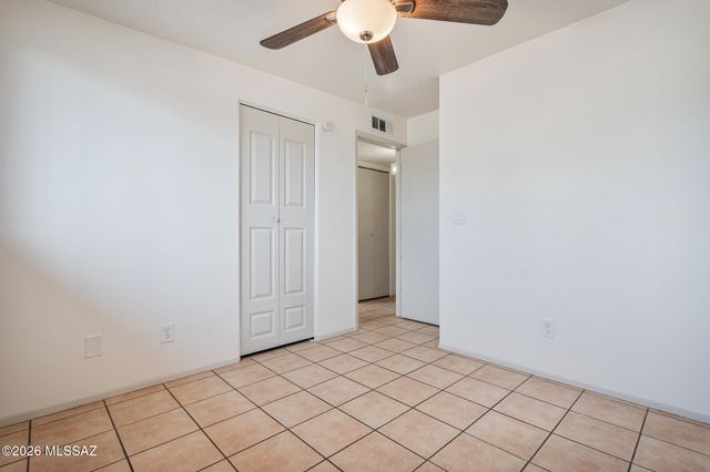 3930 N Pomona Road, Tucson, AZ 85705