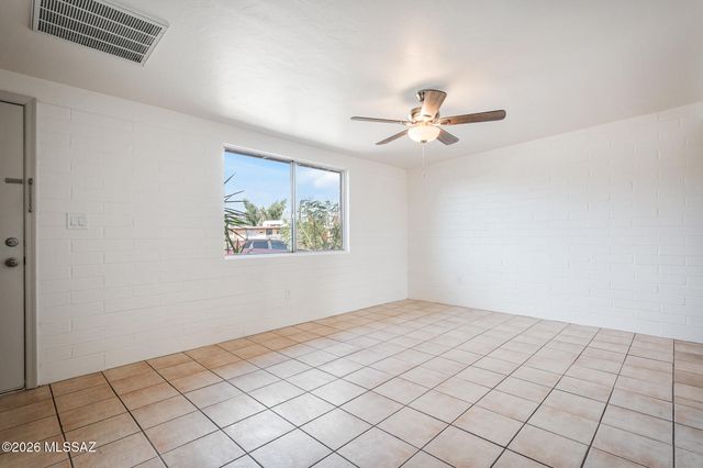 3930 N Pomona Road, Tucson, AZ 85705