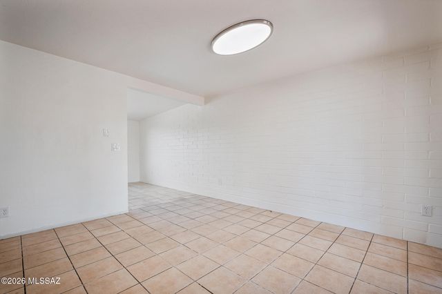 3930 N Pomona Road, Tucson, AZ 85705