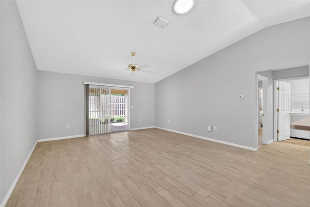 8907 SE 141ST LOOP, Summerfield, FL 34491