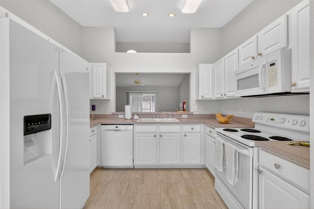 8907 SE 141ST LOOP, Summerfield, FL 34491