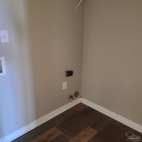 341 S I St B, Pensacola, FL 32501