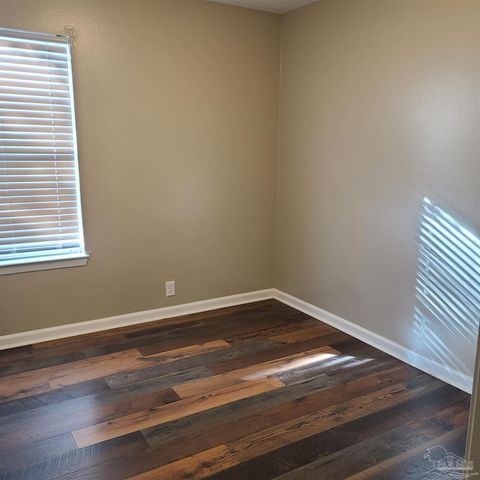 341 S I St B, Pensacola, FL 32501