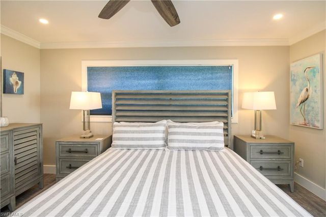 1353 Pelican AVE, Naples, FL 34102