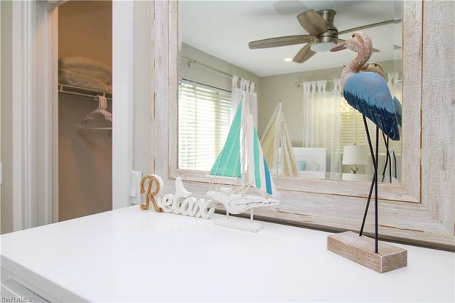 1353 Pelican AVE, Naples, FL 34102