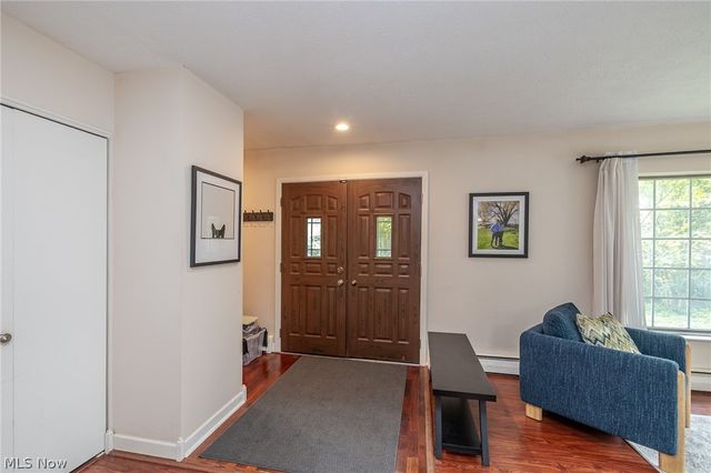 27343 Clinton Drive, North Olmsted, OH 44070