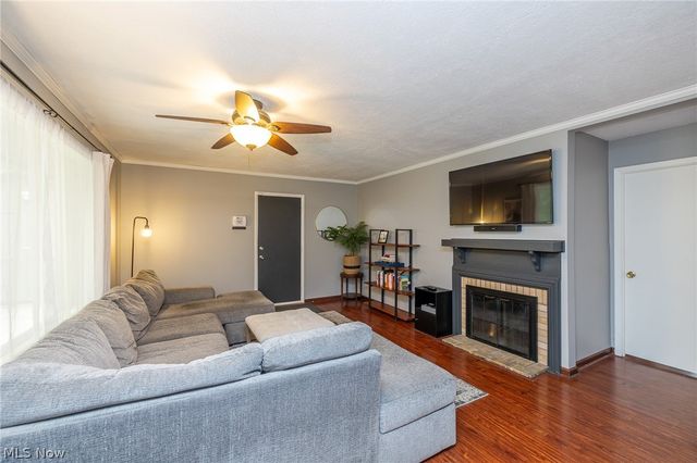 27343 Clinton Drive, North Olmsted, OH 44070