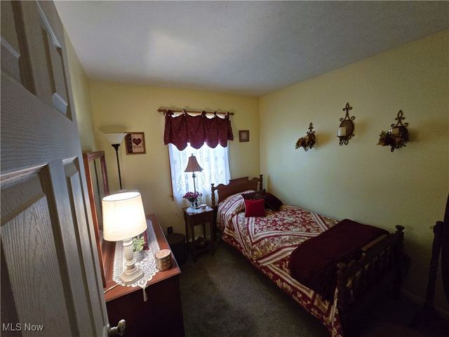 9155 Linden Circle, Windham, OH 44288