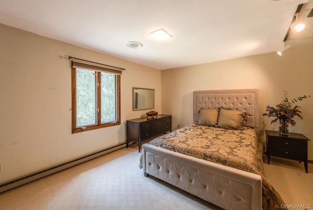 7 Finnish Lane, Lagrangeville, NY 12540