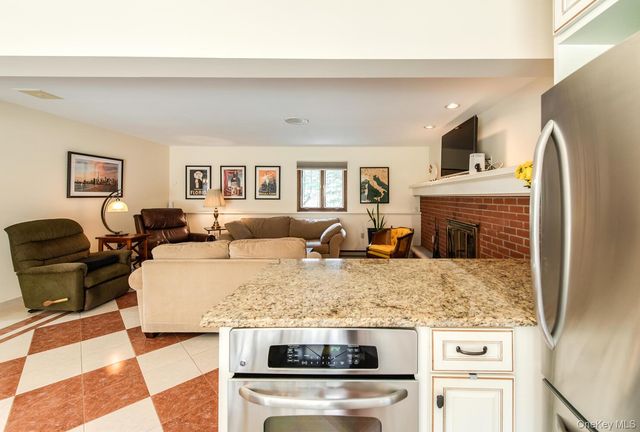 7 Finnish Lane, Lagrangeville, NY 12540