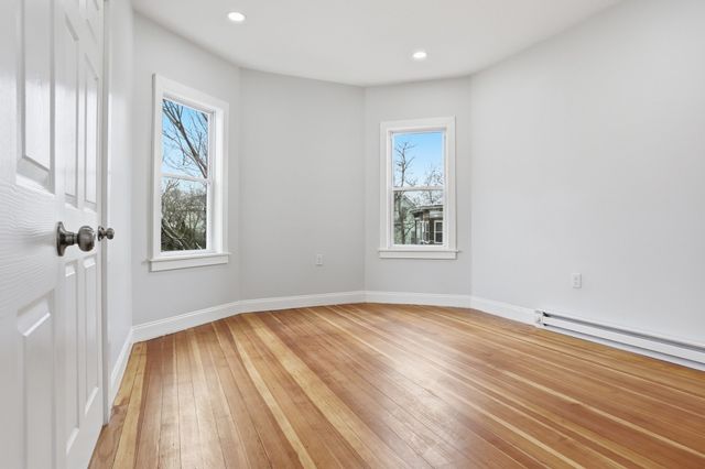 53 Woodford St 3, Boston, MA 02125