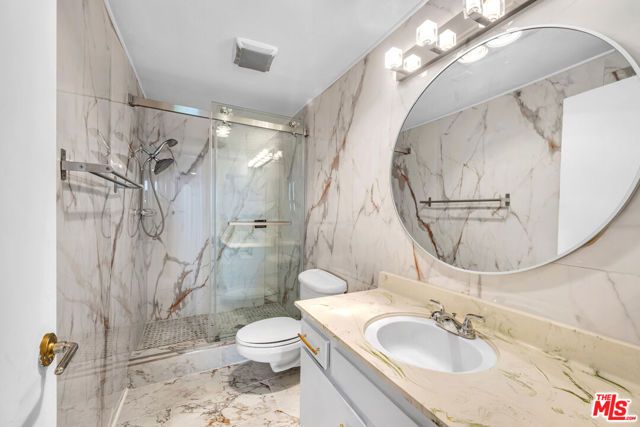 14144 Dickens Street 122, Sherman Oaks, CA 91423