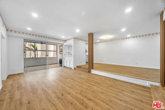 14144 Dickens Street 122, Sherman Oaks, CA 91423