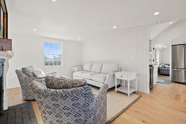 29 Mercier Way, Edgartown, MA 02539