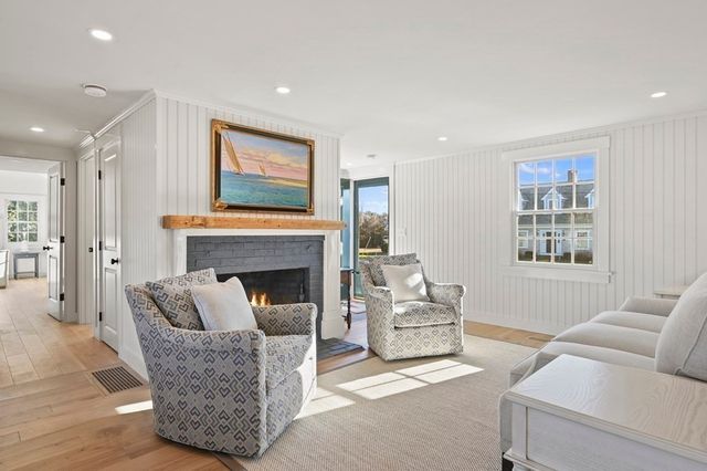 29 Mercier Way, Edgartown, MA 02539