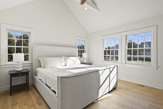 29 Mercier Way, Edgartown, MA 02539