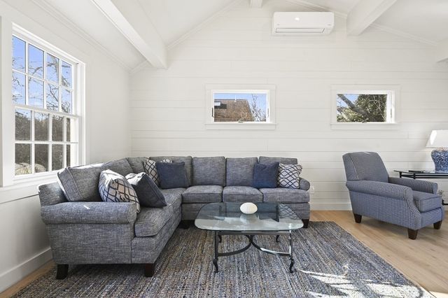 29 Mercier Way, Edgartown, MA 02539