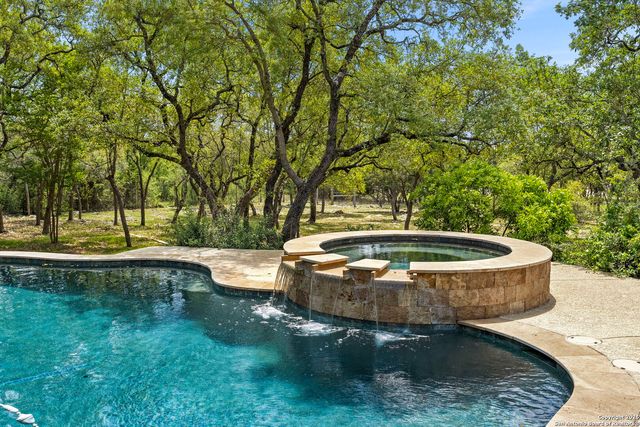 419 Ranch Pass, Boerne, TX 78015