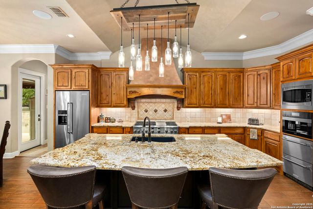 419 Ranch Pass, Boerne, TX 78015