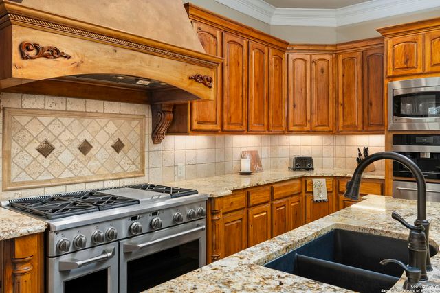 419 Ranch Pass, Boerne, TX 78015