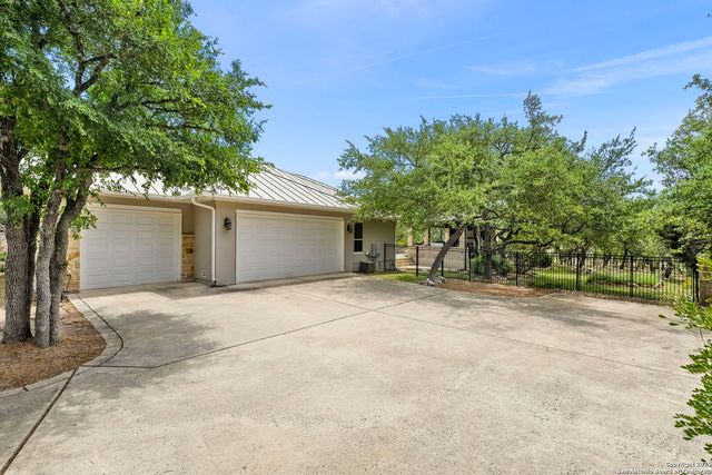 419 Ranch Pass, Boerne, TX 78015