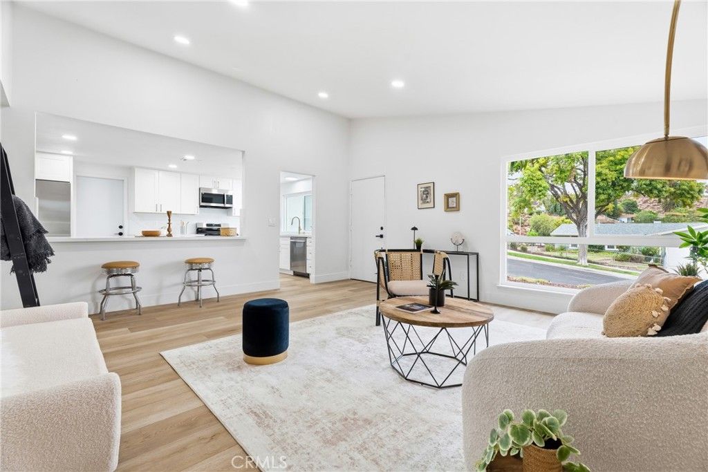 28189 Foxlane, Canyon Country, CA 91351 — photo 4