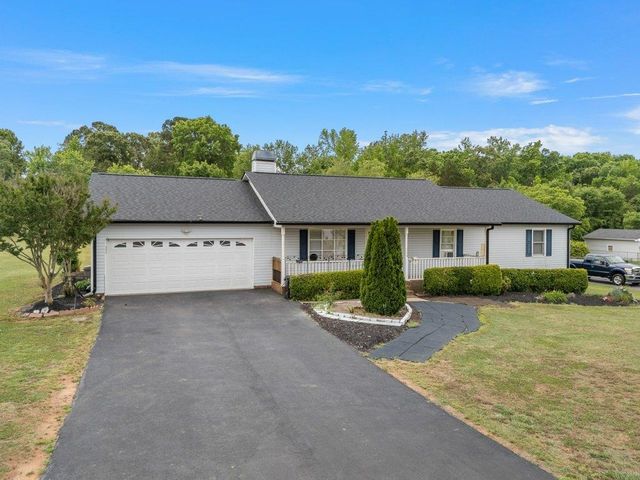 101 Springside Drive, Boiling Springs, SC 29316