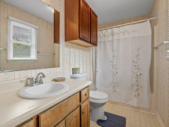 101 Springside Drive, Boiling Springs, SC 29316