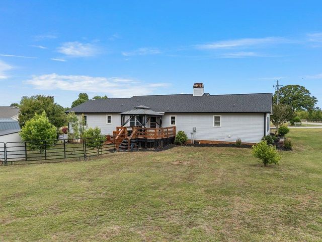 101 Springside Drive, Boiling Springs, SC 29316