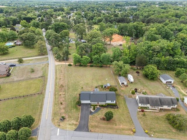 101 Springside Drive, Boiling Springs, SC 29316