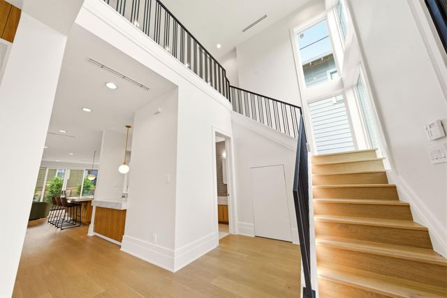 1023 Euclid Street, Houston, TX 77009