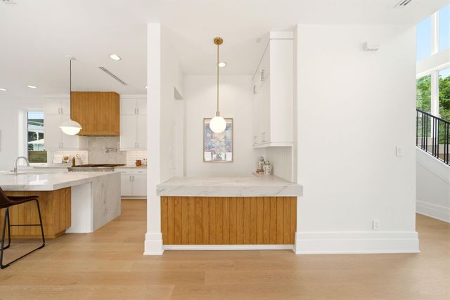 1023 Euclid Street, Houston, TX 77009