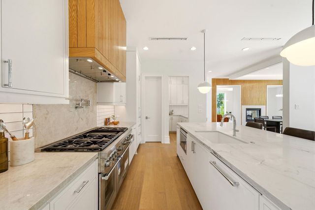 1023 Euclid Street, Houston, TX 77009