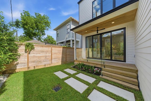 1023 Euclid Street, Houston, TX 77009