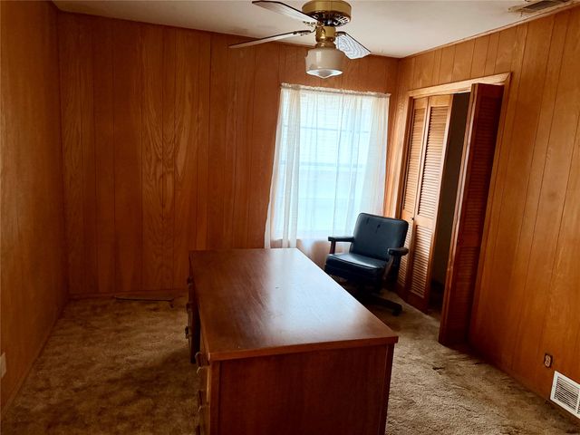 813 Circle Drive, Terrell, TX 75160