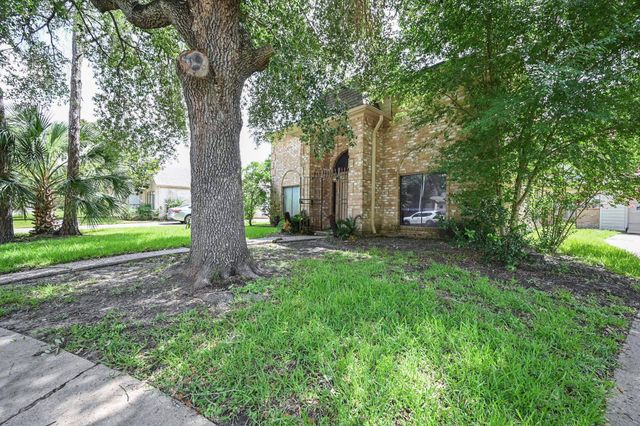 11811 Braesridge Drive, Houston, TX 77071