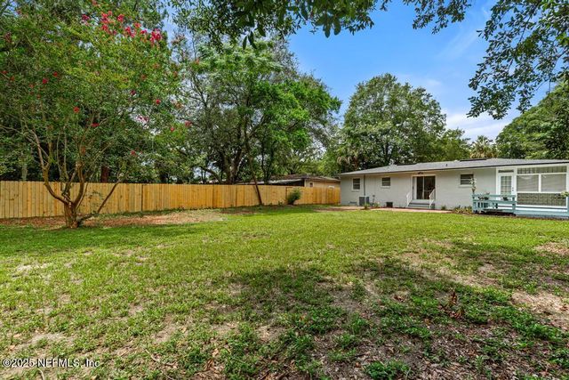 2057 GAMEWELL Road, Jacksonville, FL 32211