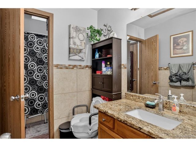 3770 S Genoa Cir D, Aurora, CO 80013