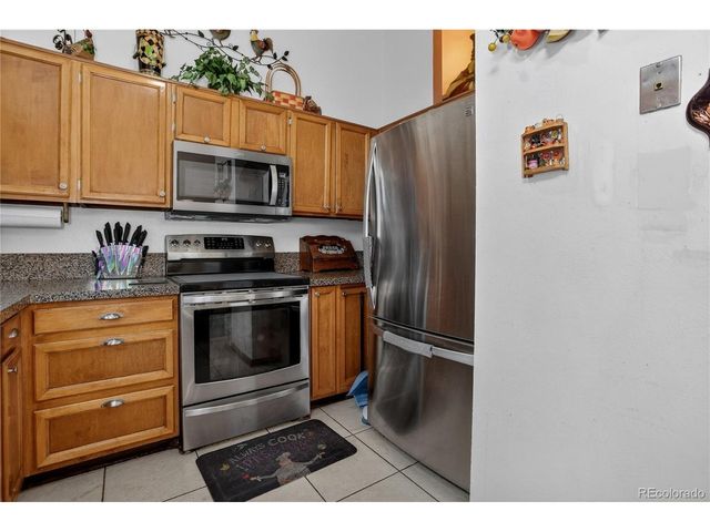 3770 S Genoa Cir D, Aurora, CO 80013