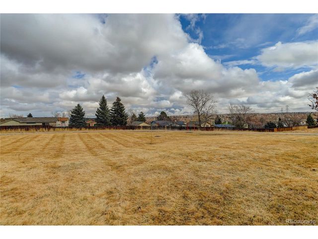 3770 S Genoa Cir D, Aurora, CO 80013