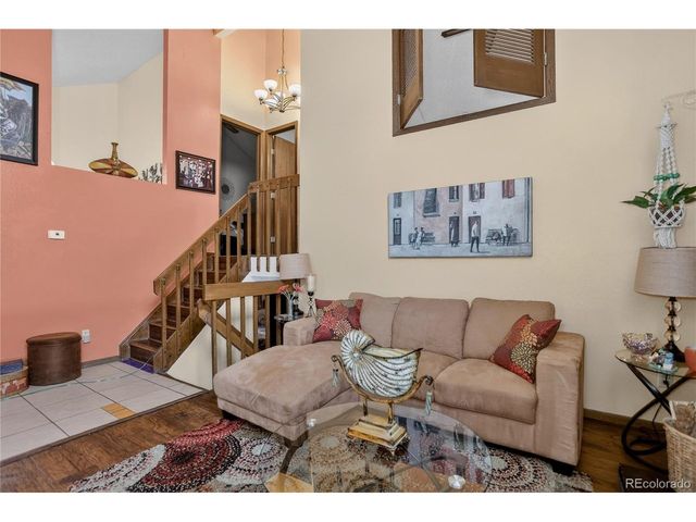 3770 S Genoa Cir D, Aurora, CO 80013