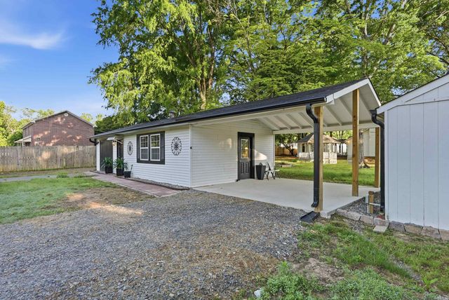 1710 TORREYSON Street, Conway, AR 72034