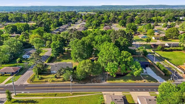1710 TORREYSON Street, Conway, AR 72034