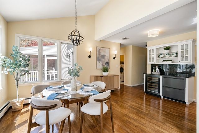 16 Foxhunt Trail, Walpole, MA 02081