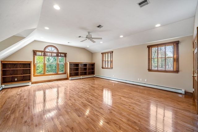 16 Foxhunt Trail, Walpole, MA 02081