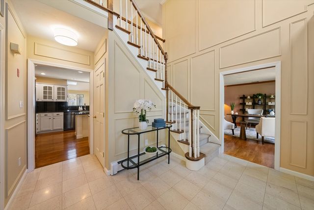 16 Foxhunt Trail, Walpole, MA 02081