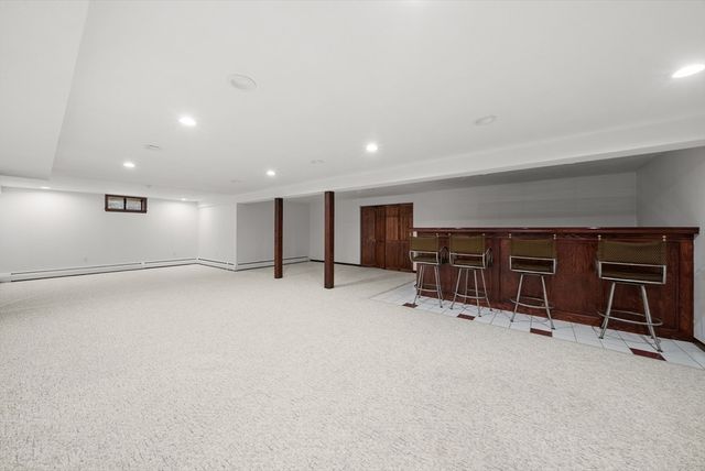 16 Foxhunt Trail, Walpole, MA 02081