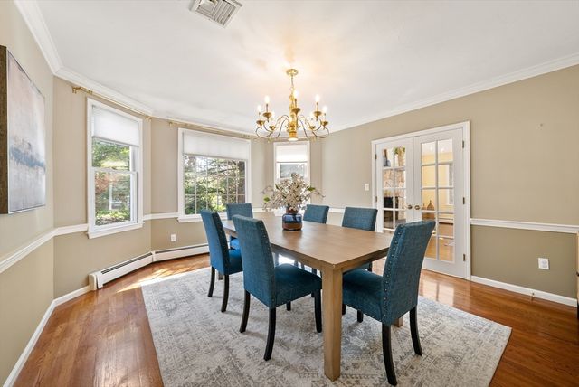 16 Foxhunt Trail, Walpole, MA 02081