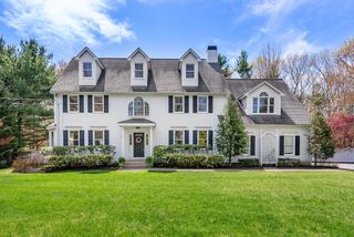 16 Foxhunt Trail, Walpole, MA 02081