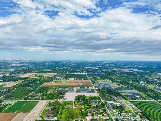 18821 SW 297th St, Homestead, FL 33030